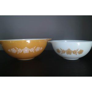 Vintage Pyrex Set of 2 #443 #444 Cinderella Mixing Bowls